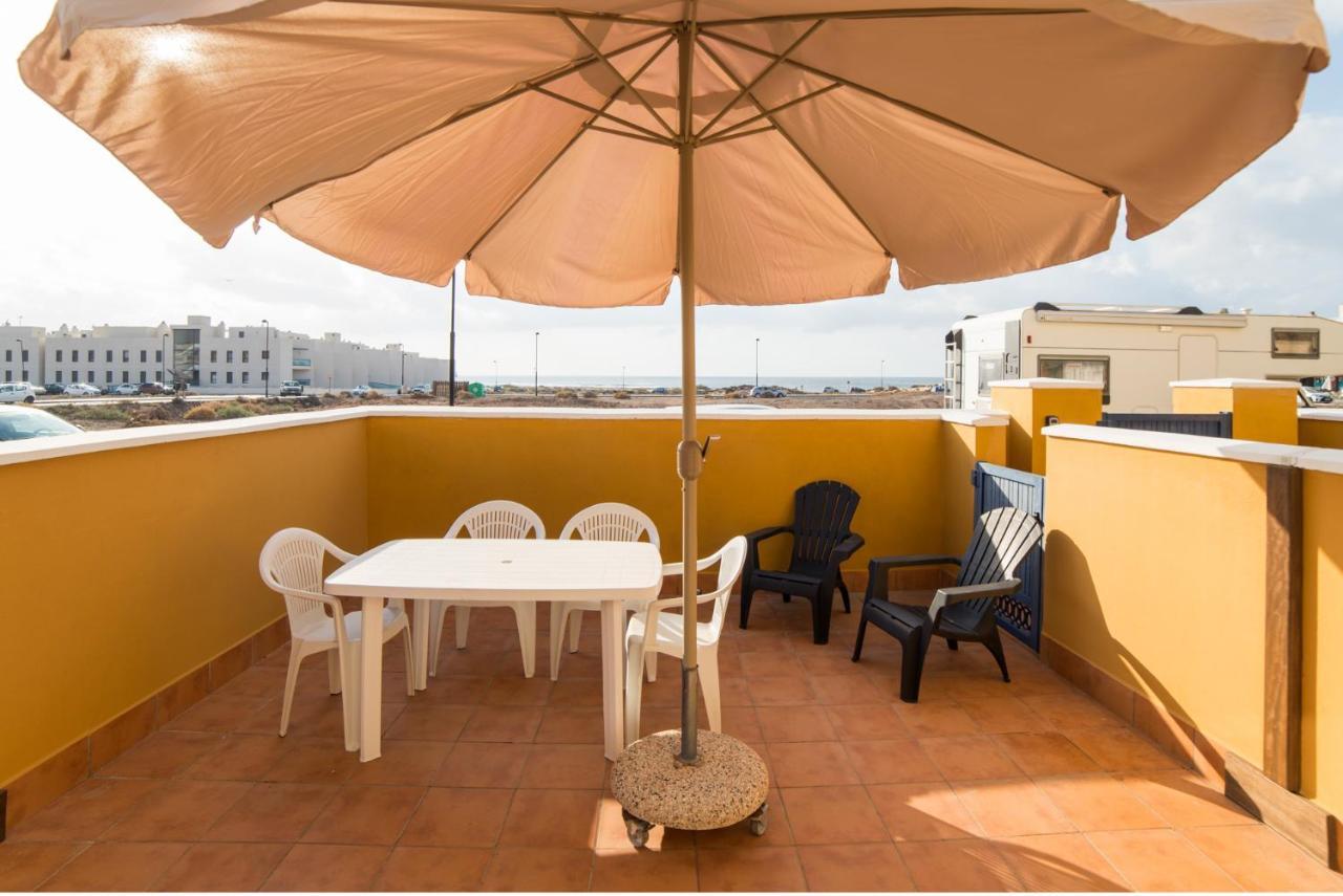 Apartamentos Arenas Blancas De Cotillo Vista Mar Exterior foto